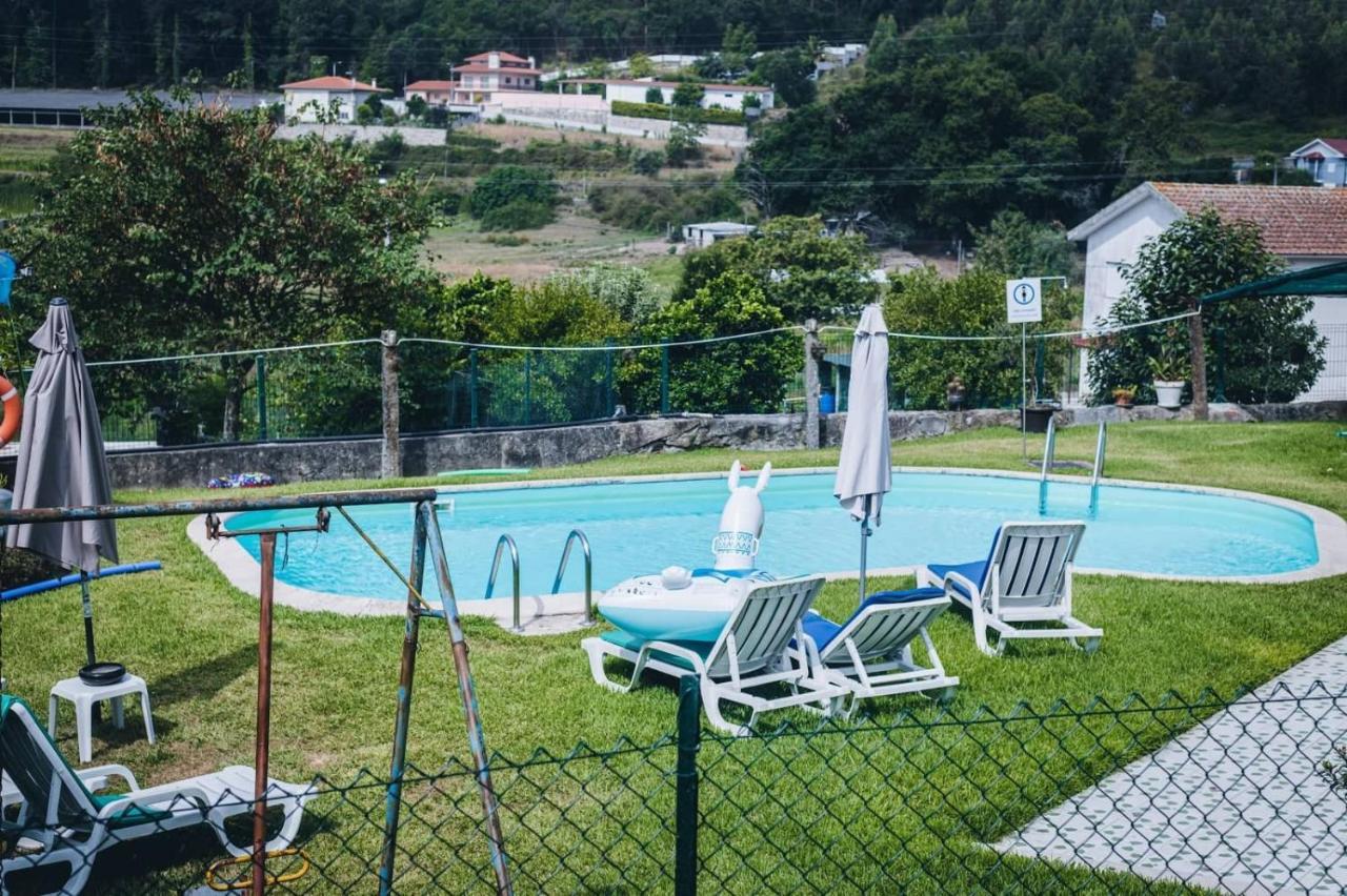 Villa Vivenda Mendes Outeiro  Esterno foto